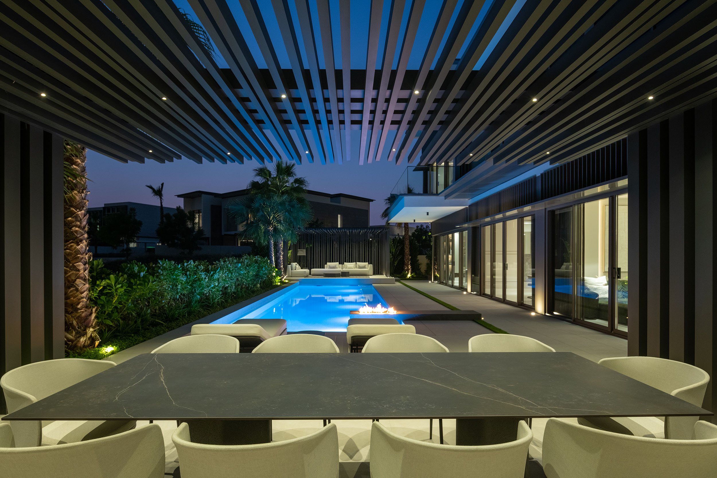 The Benefits of Hiring a Specialized Villa Landscaping Company